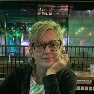 Meet your Posher, Selena